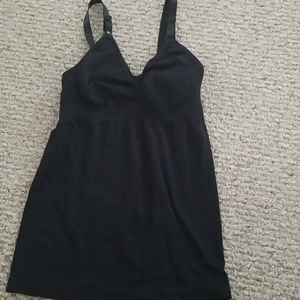 Maternity Small Black Nursing and Pumping Tank
